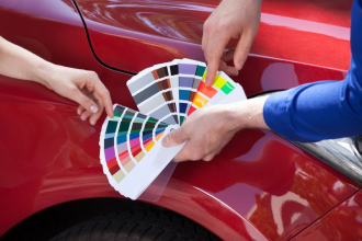 Has the paint on your car been scratched? Click here to learn how to touch up car paint on your car without spending hundreds of dollars!